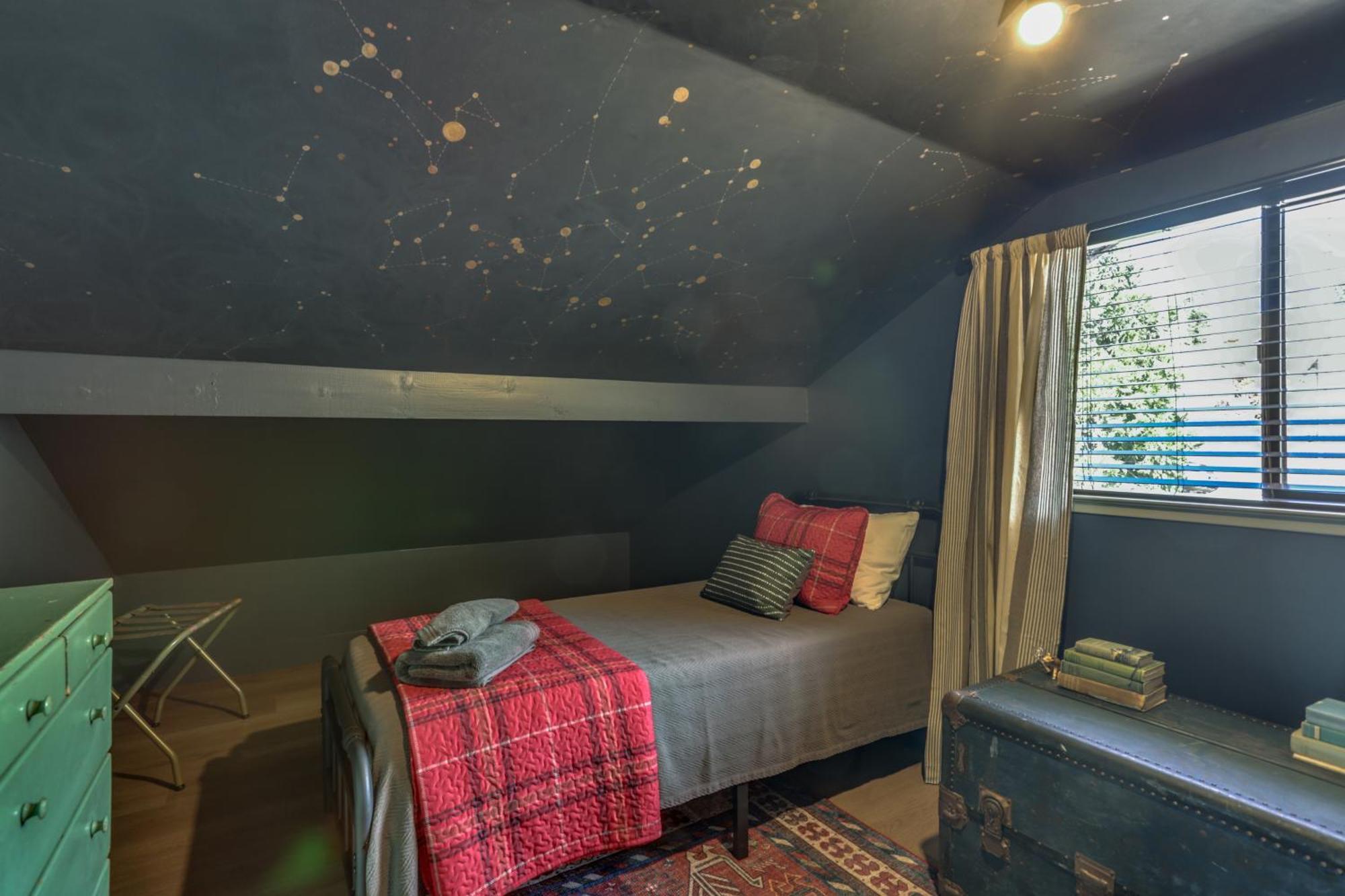 Pet-Friendly Escape With Game Room And Fire Pit! North Fork Eksteriør bilde