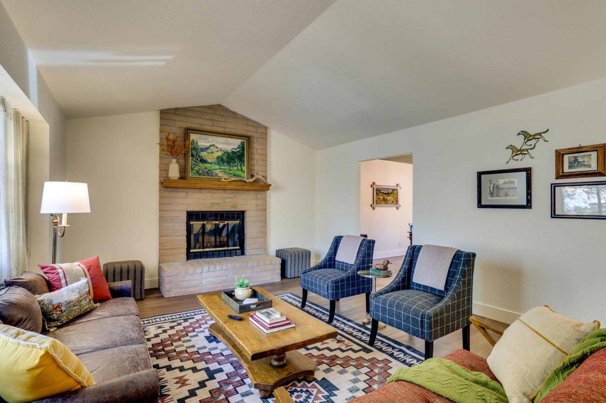 Pet-Friendly Escape With Game Room And Fire Pit! North Fork Eksteriør bilde